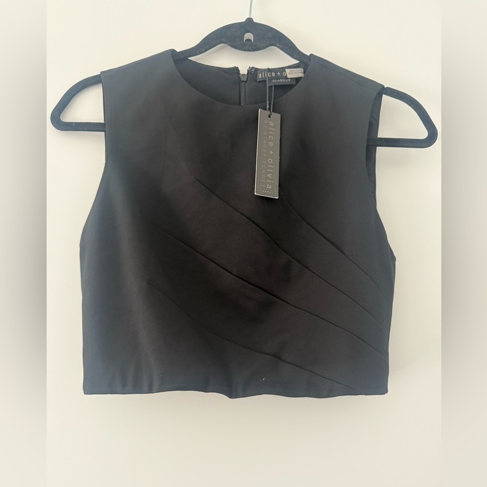 Alice Olivia Classics Cropped Top Size 4